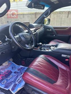 Lexus LX